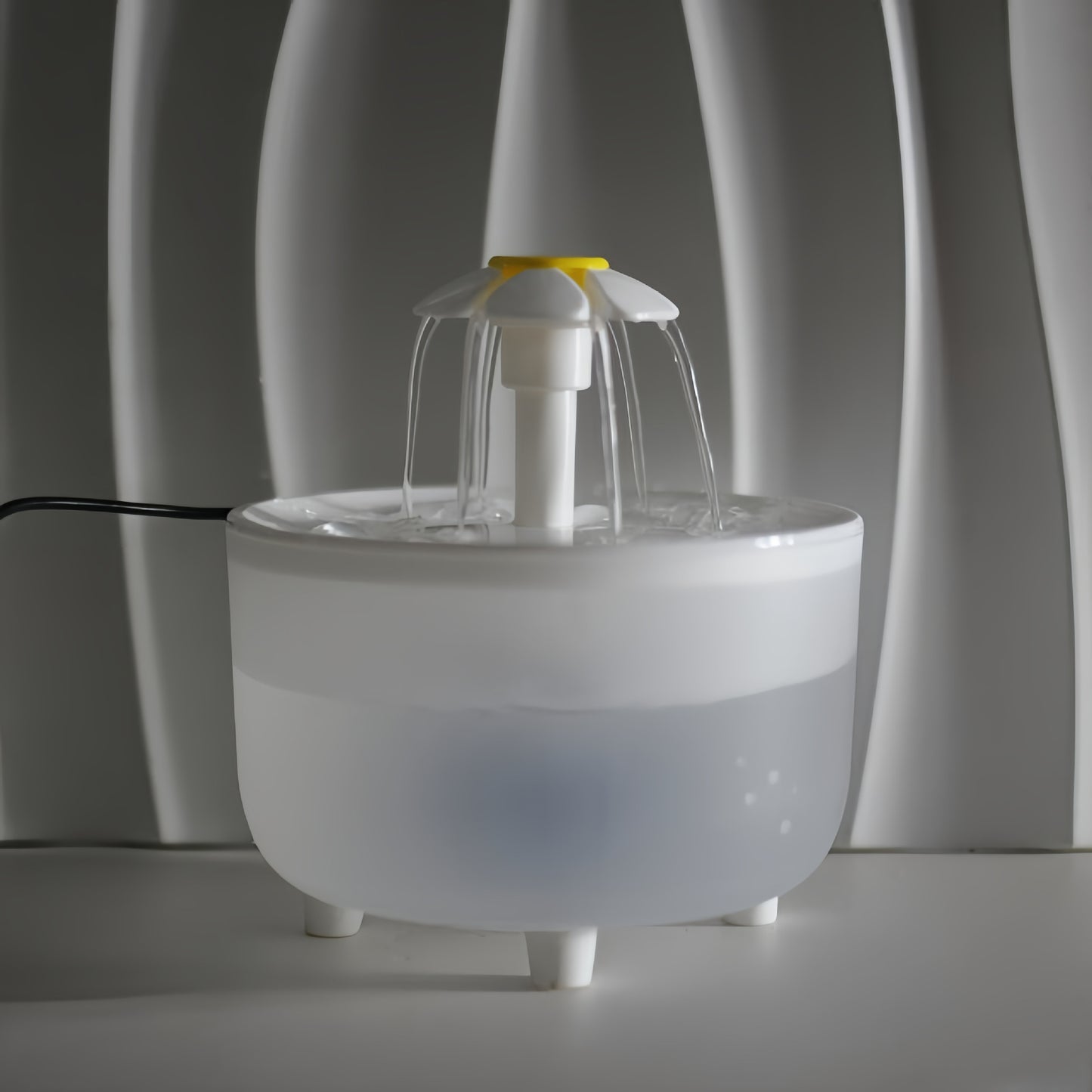 DaisySprout™ Ultra-Silent Transparent Pet Water Fountain